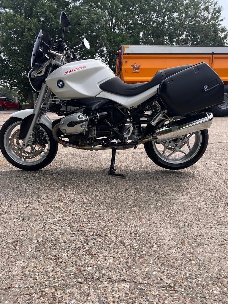 BMW R1200R - Nette naked bike met zijkoffers, Motoren, 2 cilinders, Motorrijbewijs A, Gebruikt, Particulier