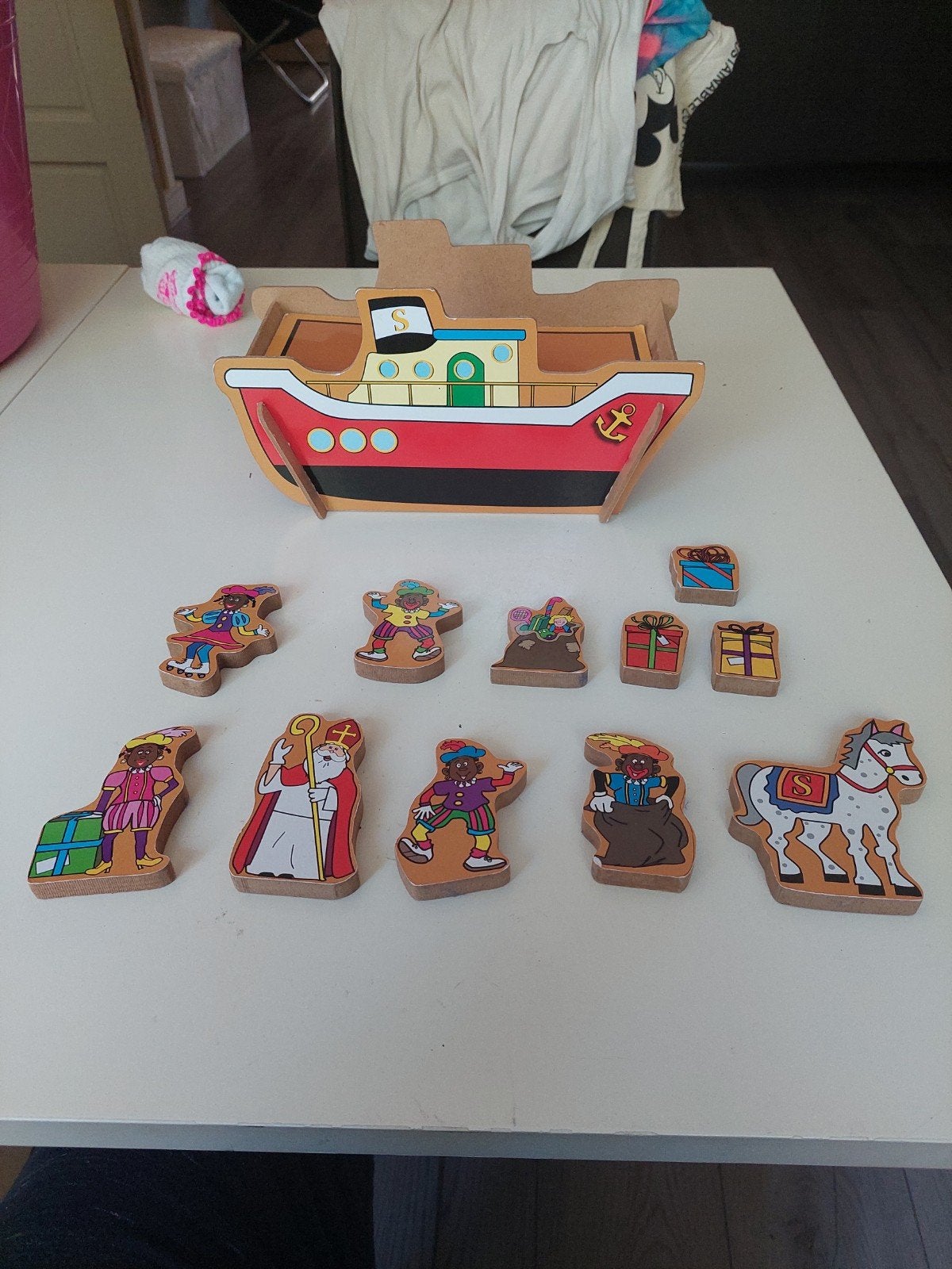 Houten  stoomboot met sinterklaas, Amigo, en zijn pieten, Diversen, Sinterklaas, Ophalen of Verzenden, Zo goed als nieuw