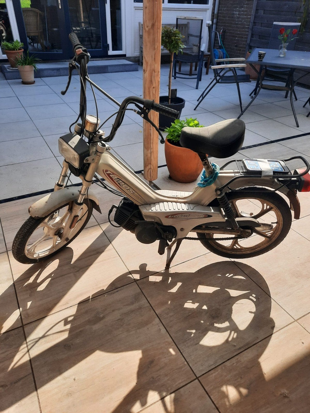 Tomos, Ophalen, Gebruikt, Standard