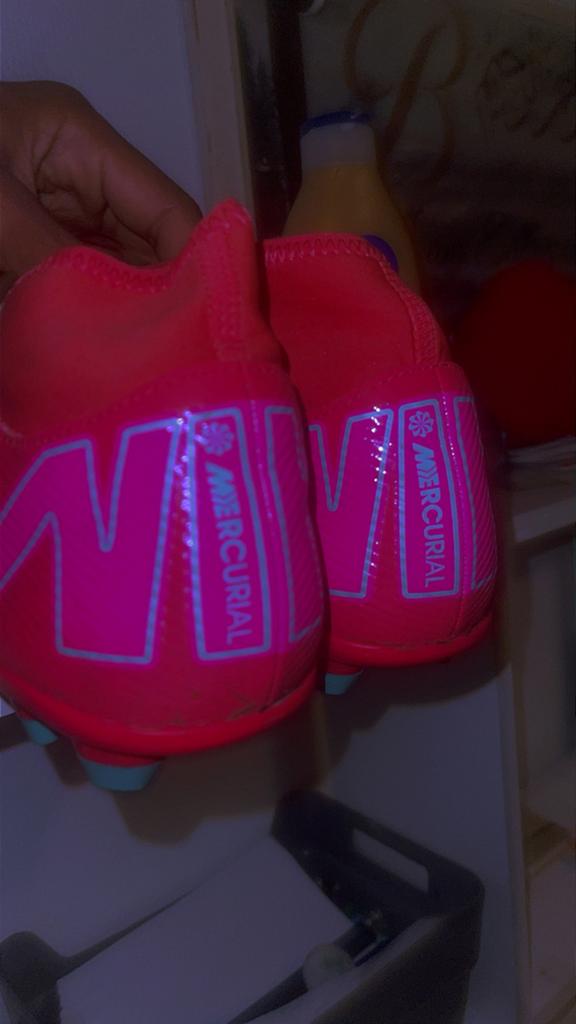 Nike air zoom pink/red, Ophalen, Schoenen, Nieuw, Maat M