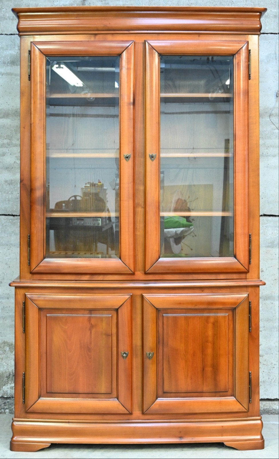Kersenhouten vitrinekast, Ophalen, Gebruikt, 25 tot 50 cm, 150 tot 200 cm
