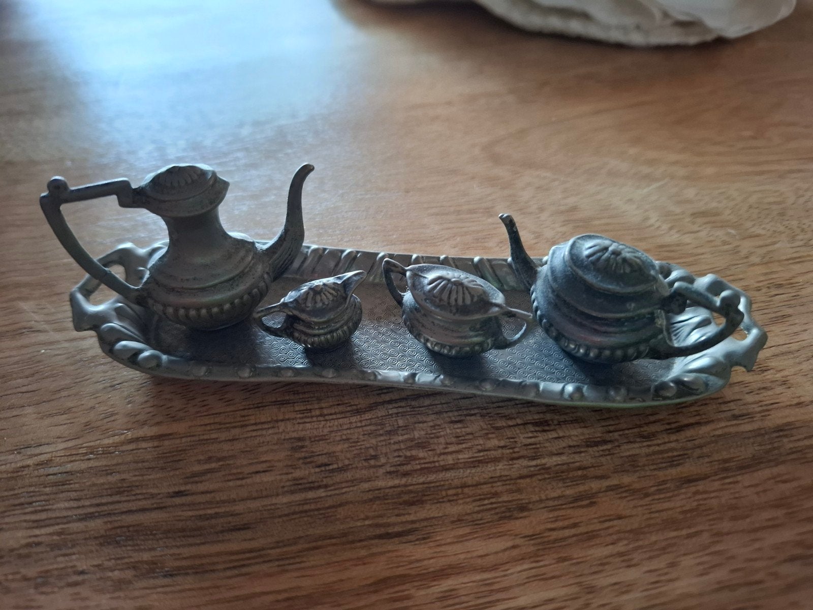 Miniatuur theeserviesje op dienblad - metaal, Ophalen of Verzenden