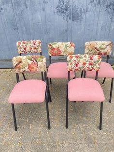 schoolstoel eetkamerstoel vintage, Huis en Inrichting, Stoelen, Overige kleuren, Verzenden, Nieuw, Stof