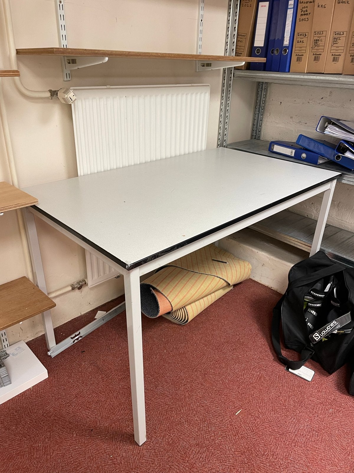 Tafel gratis af te halen, Ophalen, Gebruikt, 100 tot 150 cm, 50 tot 100 cm