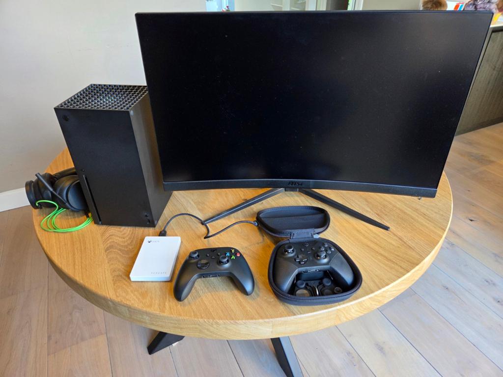 Complete gaming set, Ophalen, Zo goed als nieuw, Xbox Series X