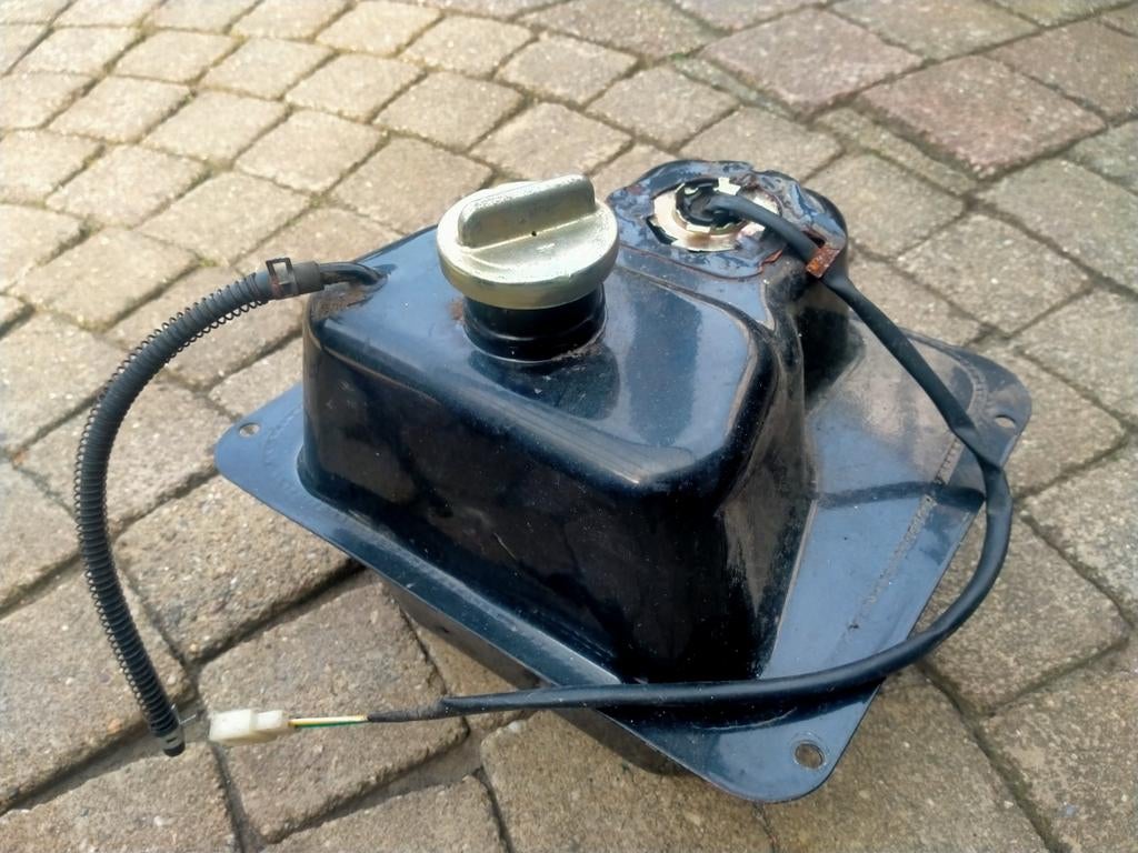 Benzinetank voor scooter - Gebruikt, Ophalen of Verzenden