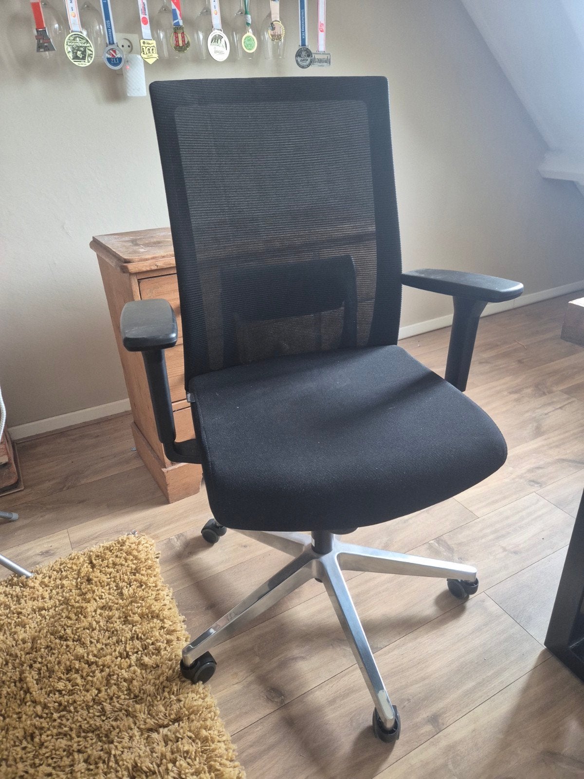 Bureaustoel Zwart - HJH Office - Ergonomisch, Ophalen