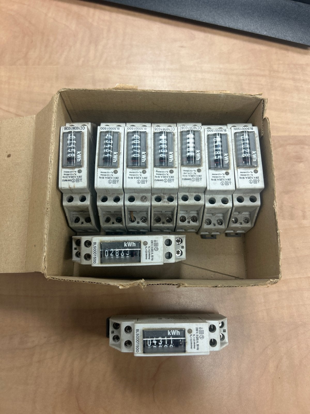 Partij kWh-meters (energieverbruiksmeter) - 9 stuks, Ophalen of Verzenden, Gebruikt, Overige merken, Overige typen