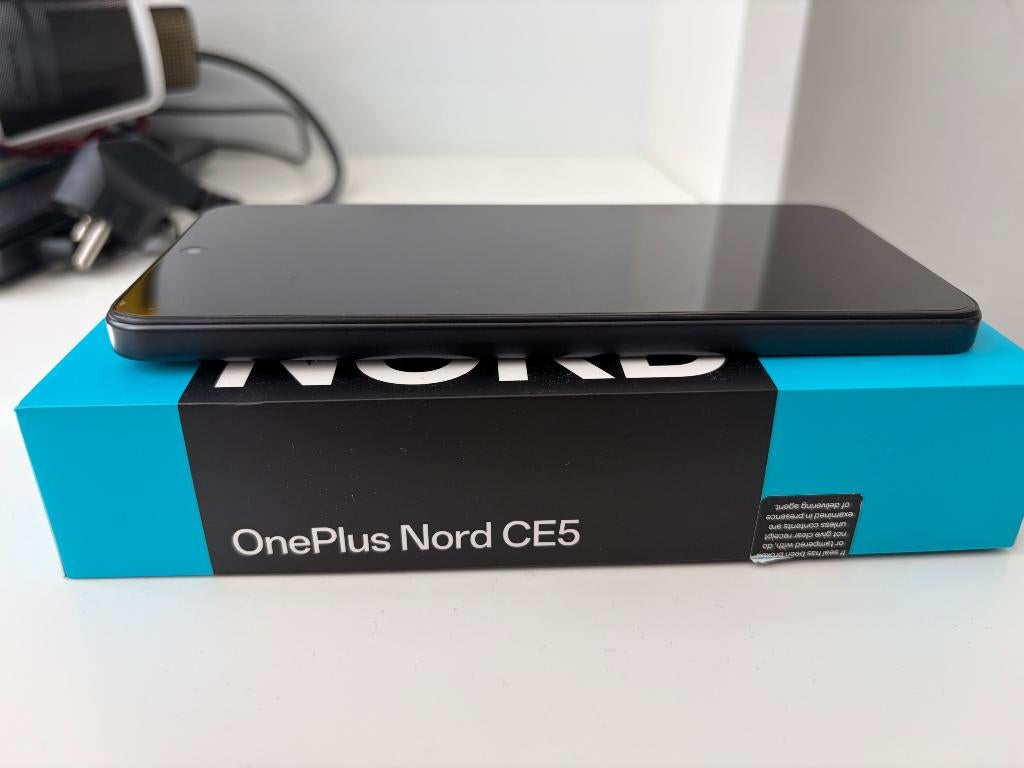 OnePlus Nord CE5, Ophalen of Verzenden, Zo goed als nieuw, Overige typen, Overige merken