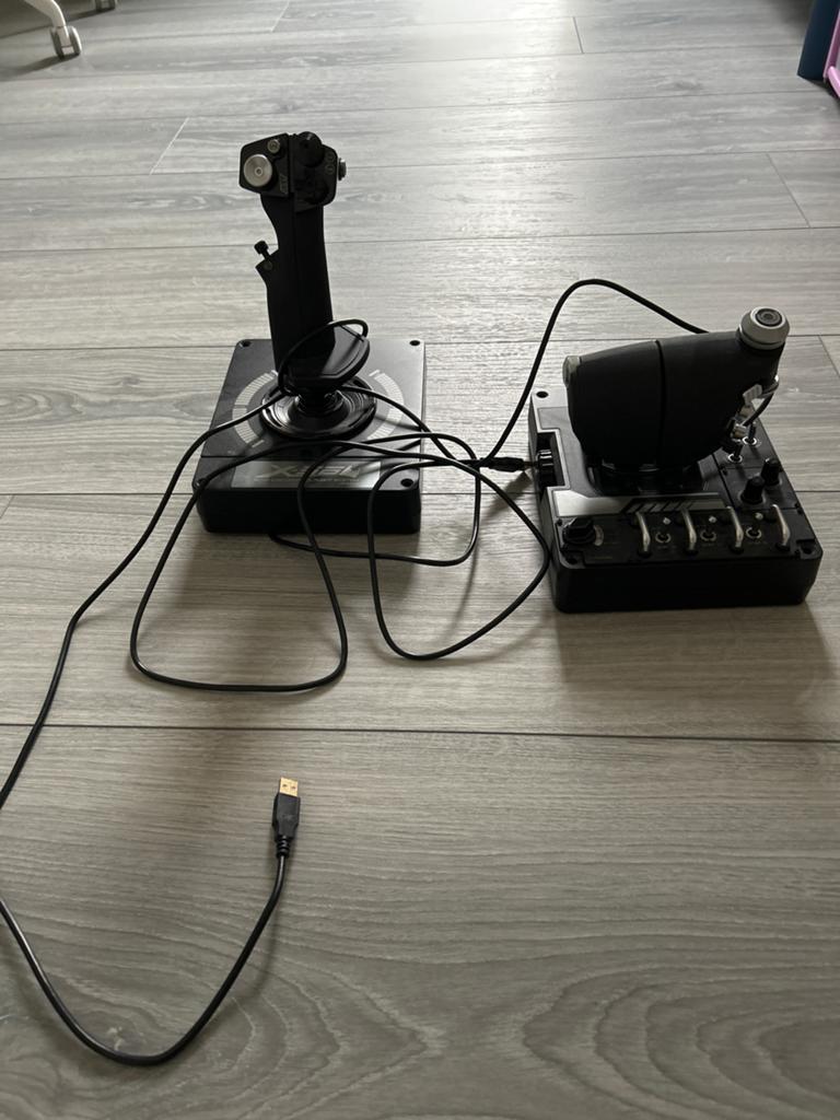 Logitech X56 Flight Control System Joystick & Throttle, Ophalen, Zo goed als nieuw