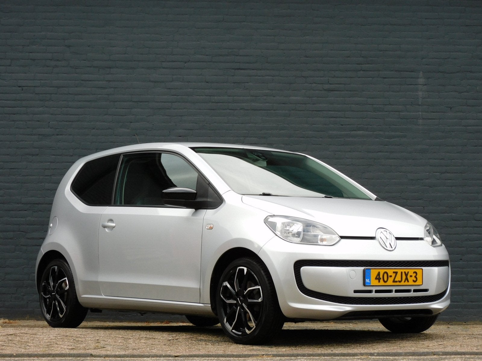 Volkswagen up! 1.0 move up! BlueMotion TOPSTAAT! CARPLAY/AND, Auto's, Voorwielaandrijving, Euro 5, Stof, Gebruikt