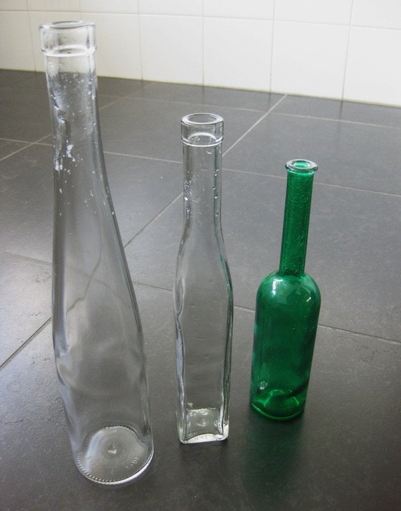 3 glazen flessen, of vazen, 2 transparant, 1 groen, Antiek en Kunst, Ophalen of Verzenden