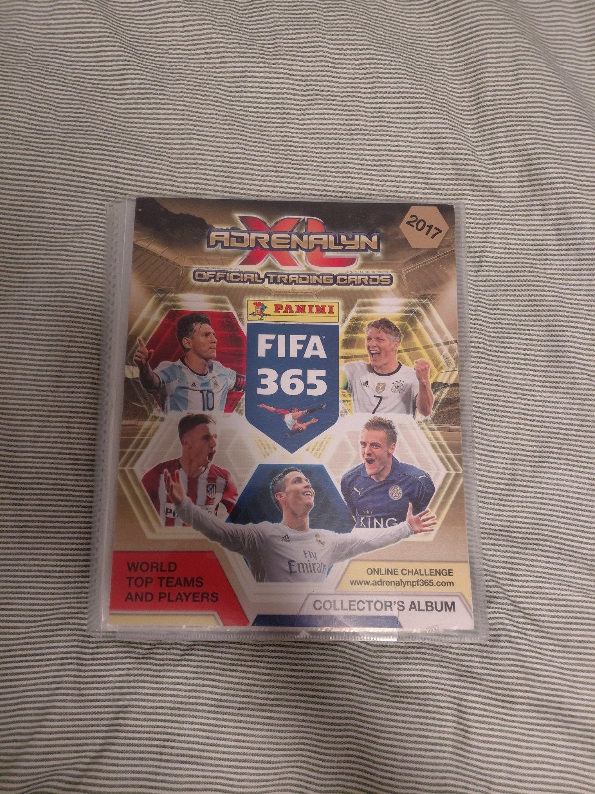 Panini FIFA 365 2017 Voetbalboek, Ophalen of Verzenden, Nieuw, Meerdere plaatjes