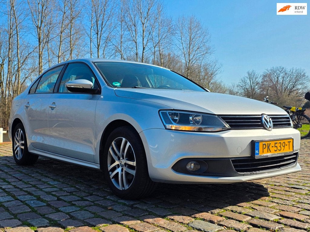 Volkswagen Jetta 1.2 TSI Trendline 1e eigenaar volledig onde, Auto's, Volkswagen, Voorwielaandrijving, Euro 5, Gebruikt, 4 cilinders