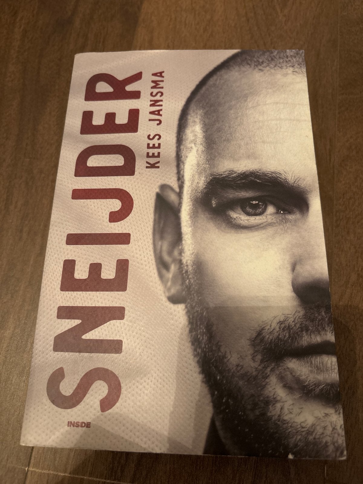 Sneijder - Het complete verhaal van Wesley Sneijder, Ophalen of Verzenden, Zo goed als nieuw, Sport