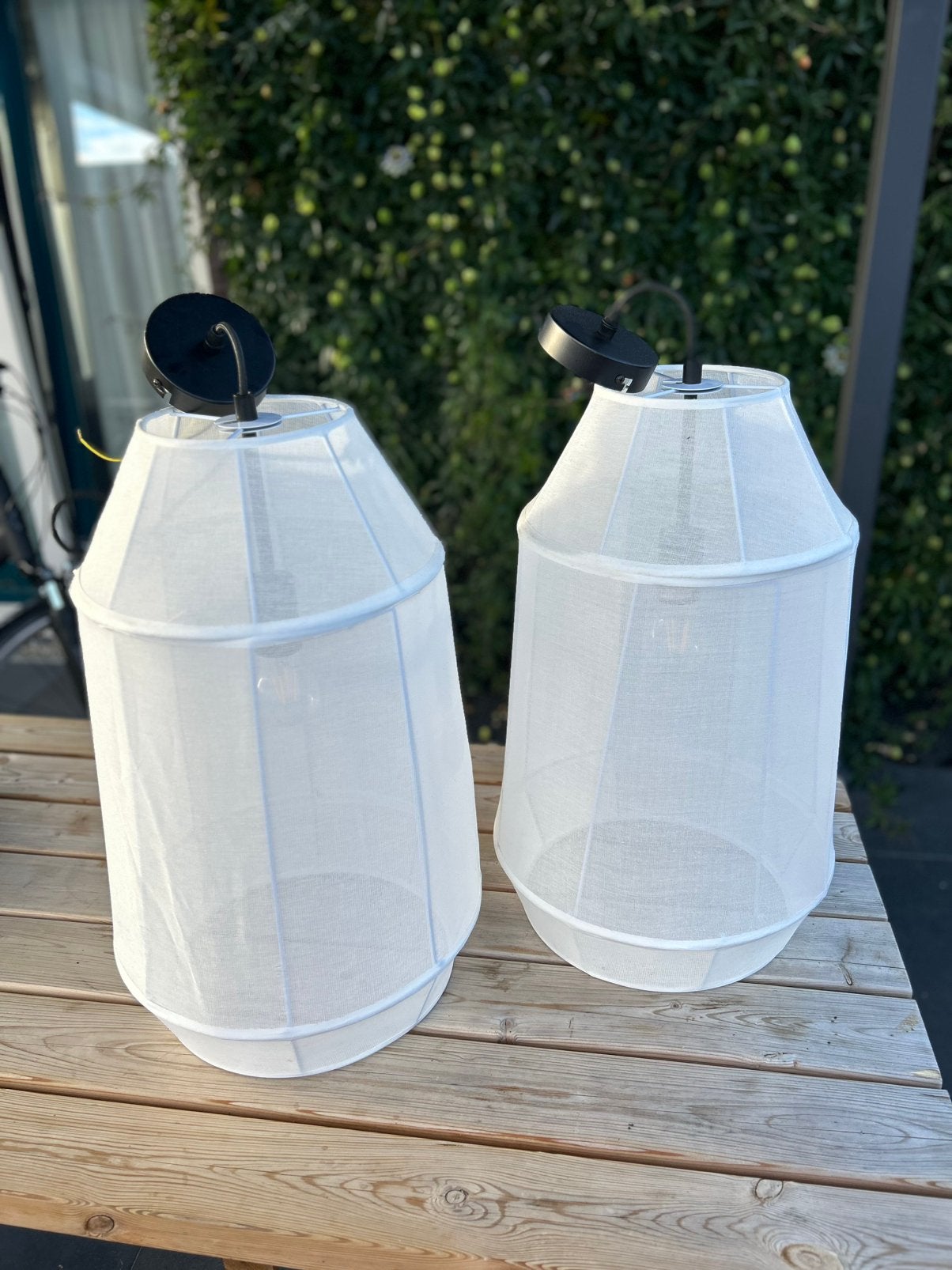 2 mooie nette witte hanglampen, Wit, Rond, Zo goed als nieuw, Textiel