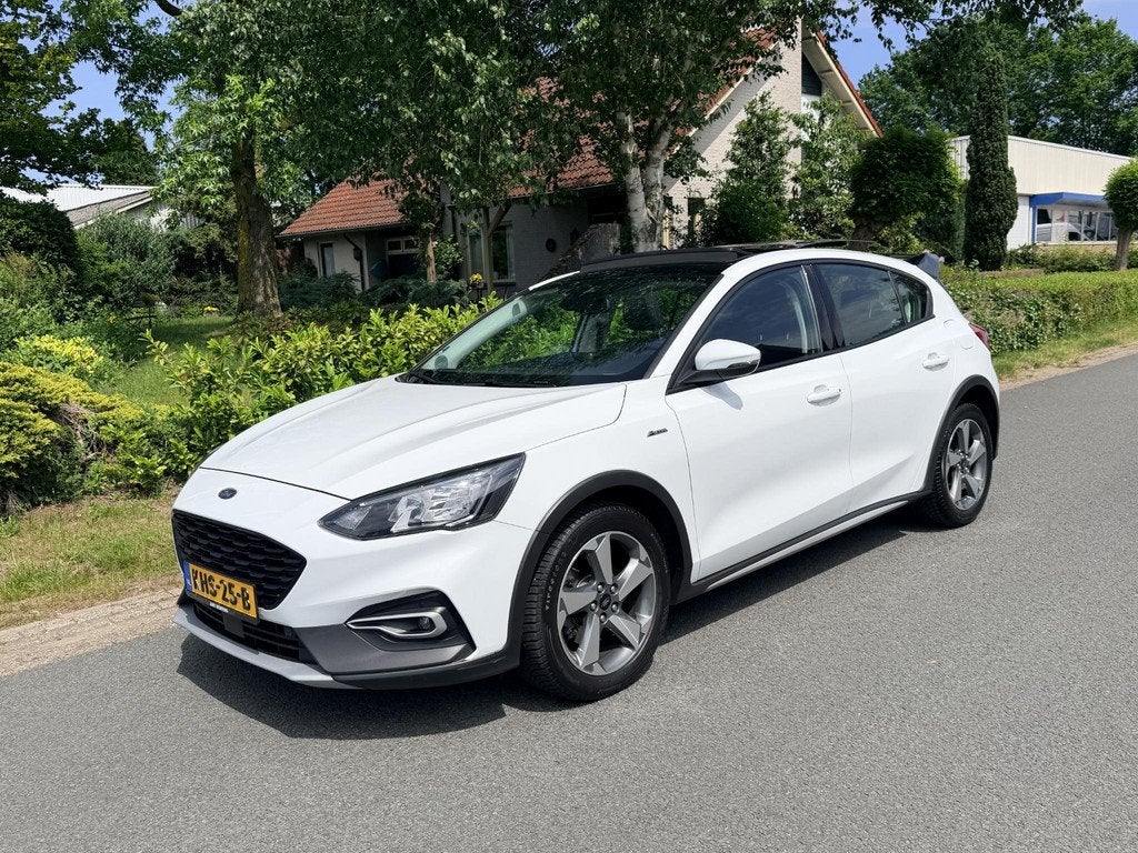 Ford Focus 1.5 EcoBoost 150PK AUTOMAAT•Pano, 1304 kg, Stof, Euro 6, Wit