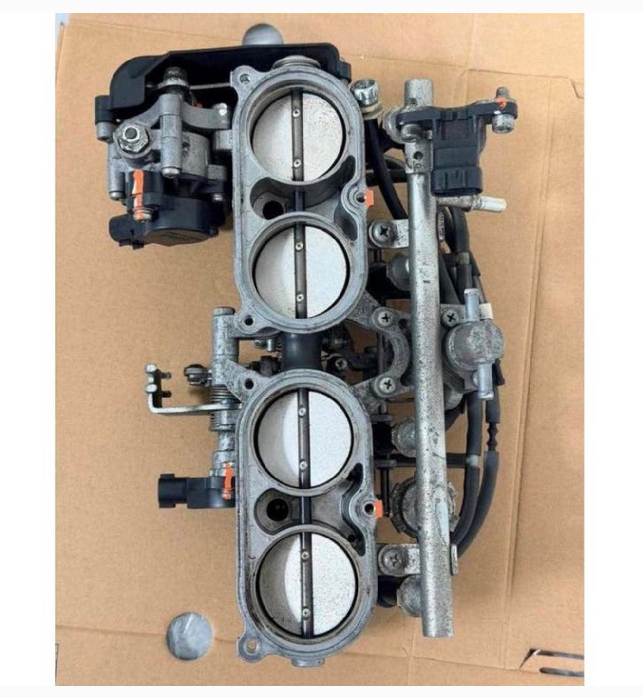 Gasklephuis Yamaha YZF R1 2004-2006 compleet Throttle body, Gebruikt, Ophalen of Verzenden, H, H