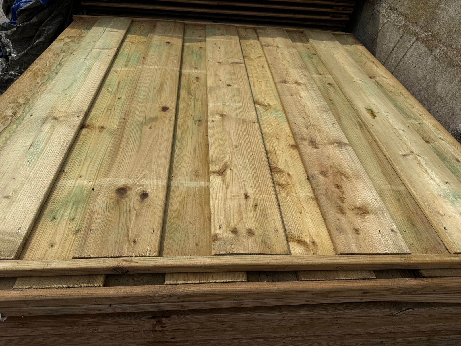 16 x dichte schutting delen  11 planks 1.80 x 1.80, Ophalen, Zo goed als nieuw, 250 cm of meer, Planken
