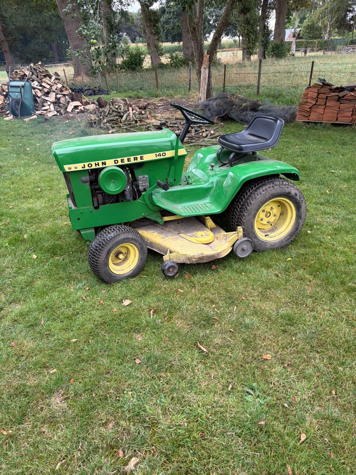John Deere 140 oldtimer, Ophalen, Zo goed als nieuw