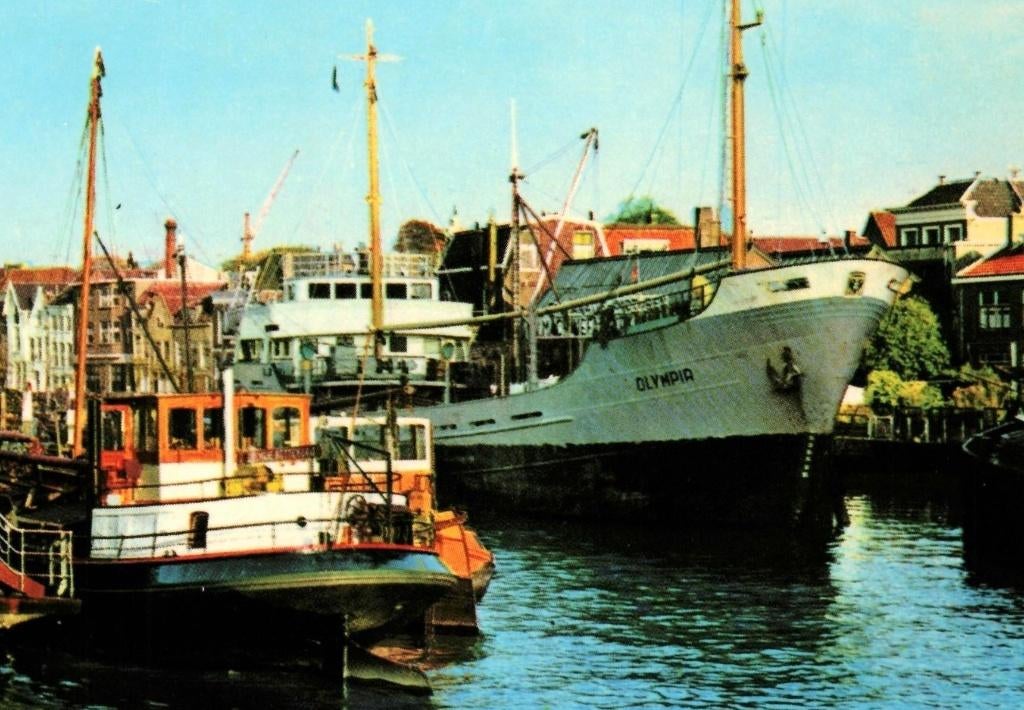 801517 Dordrecht jr 60 70 Haven Coaster Onbeschreven, Verzamelen, Ansichtkaarten | Nederland, Ophalen of Verzenden, 1960 tot 1980