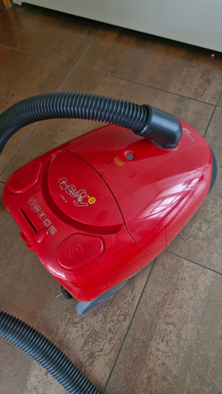 Sweepy e-fly 1300W sledestofzuiger, Witgoed en Apparatuur, Stofzuigers, Overige merken, Gebruikt, 1200 tot 1600 watt, Ophalen