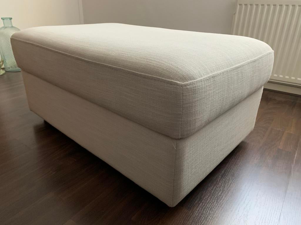 Lichte poef - 90x60x40 cm, Ophalen, 50 tot 75 cm, Zo goed als nieuw, 75 tot 100 cm