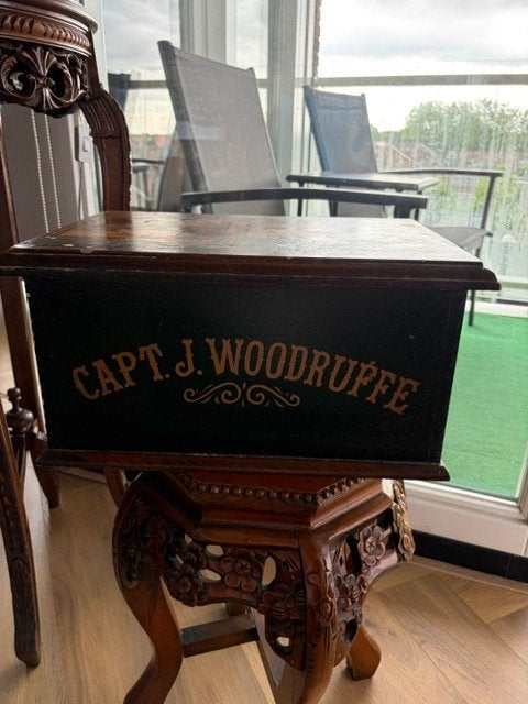 capt. J. Woodrufee kist, Huis en Inrichting, Woonaccessoires | Kisten, Ophalen, Minder dan 50 cm, Gebruikt, 50 tot 100 cm