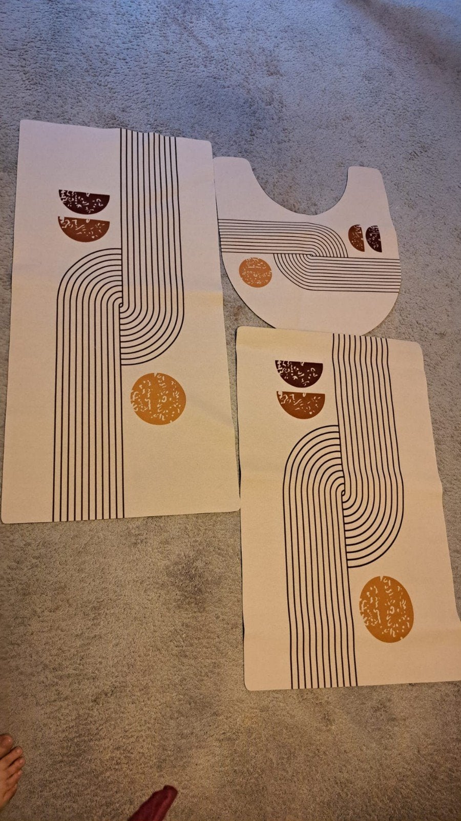 Nieuwe badmat set - Modern design, Ophalen of Verzenden, Nieuw, Beige, Badmat