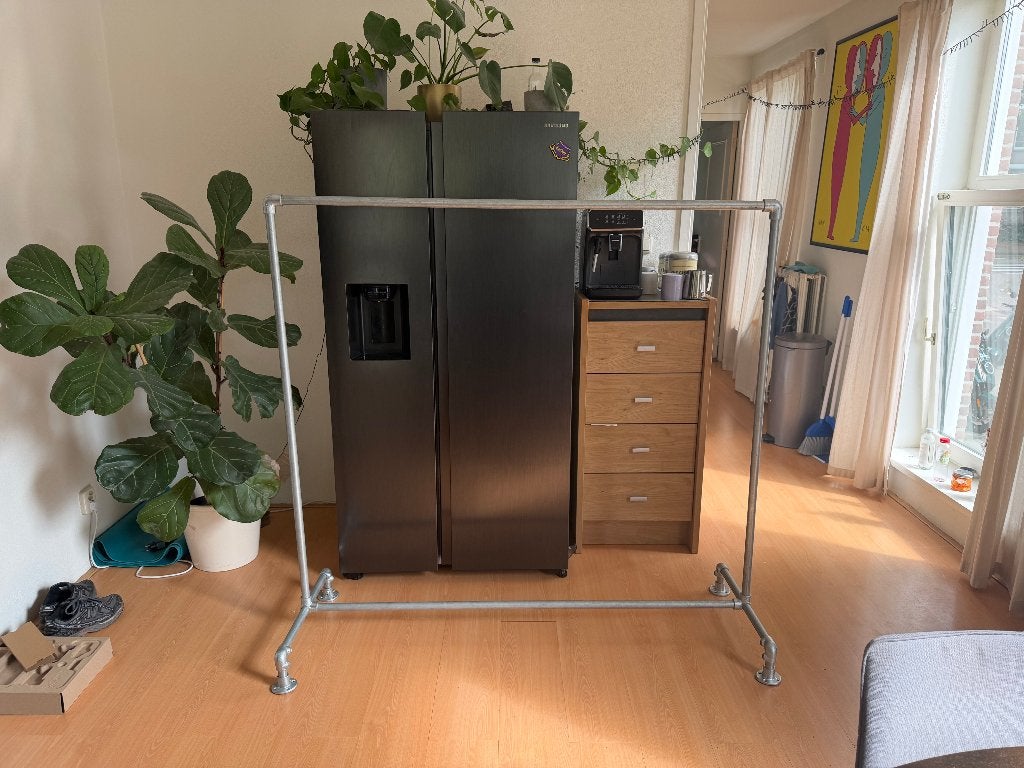 Kledingrek Cardiff – Maat M / 26,9 mm / zilverkleurig, Huis en Inrichting, Ophalen, Nieuw