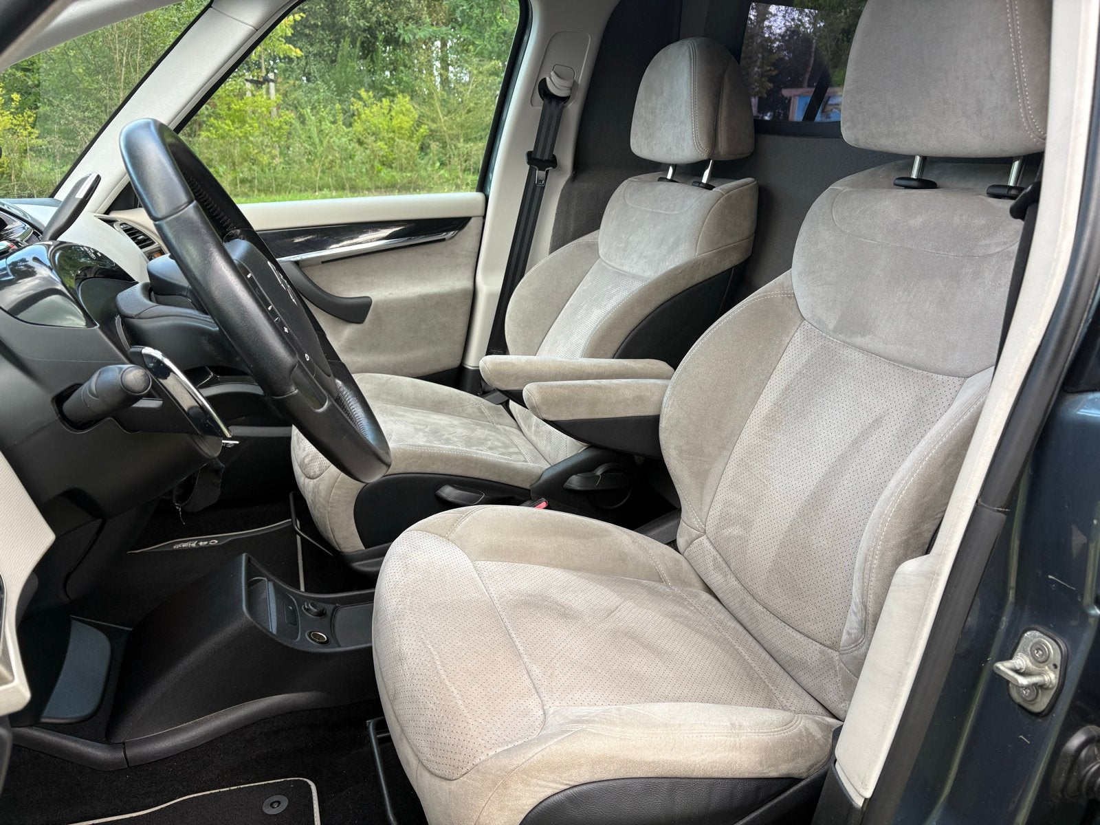 Citroën C4 Grand Picasso 126Dkm 2.0HDI automaat standkachel, Auto's, Beige, 4 cilinders, Alcantara, Origineel Nederlands