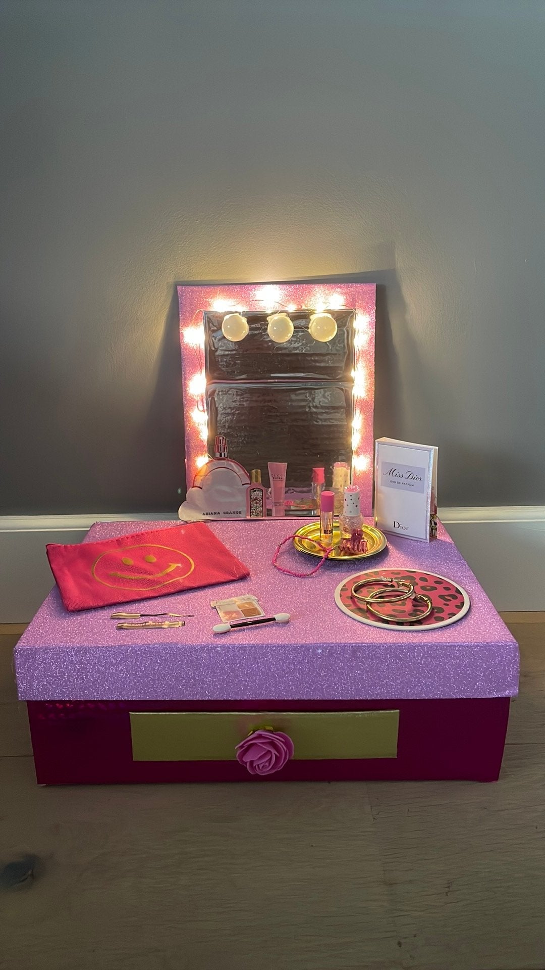 Surprise sint kaptafel make-up tafel roze, Ophalen, Nieuw
