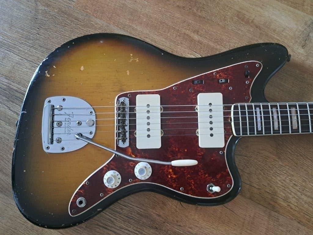 Fender Jazzmaster 1967 sunburst, Ophalen, Zo goed als nieuw, Solid body, Fender