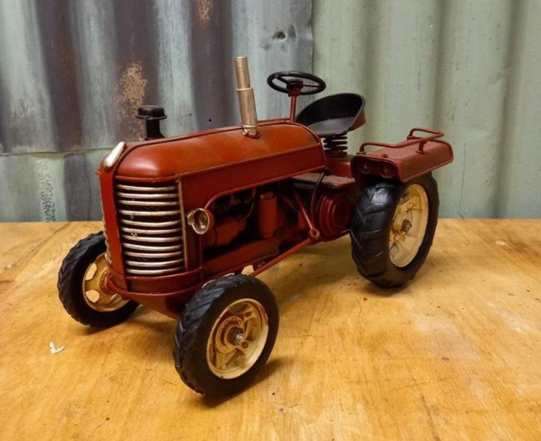Oldtimer tractor - vintage blikken trekker, B, C, A, Nieuw