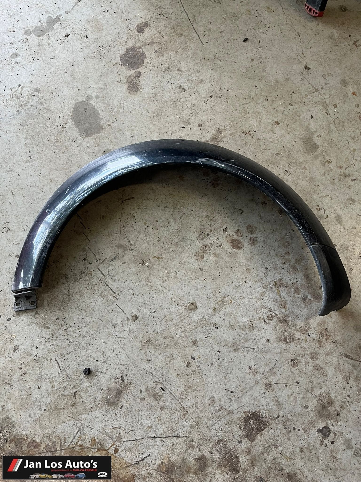 Wielrand zwart Audi a2 links achter, Auto-onderdelen, Gebruikt, -, -, Spatbord