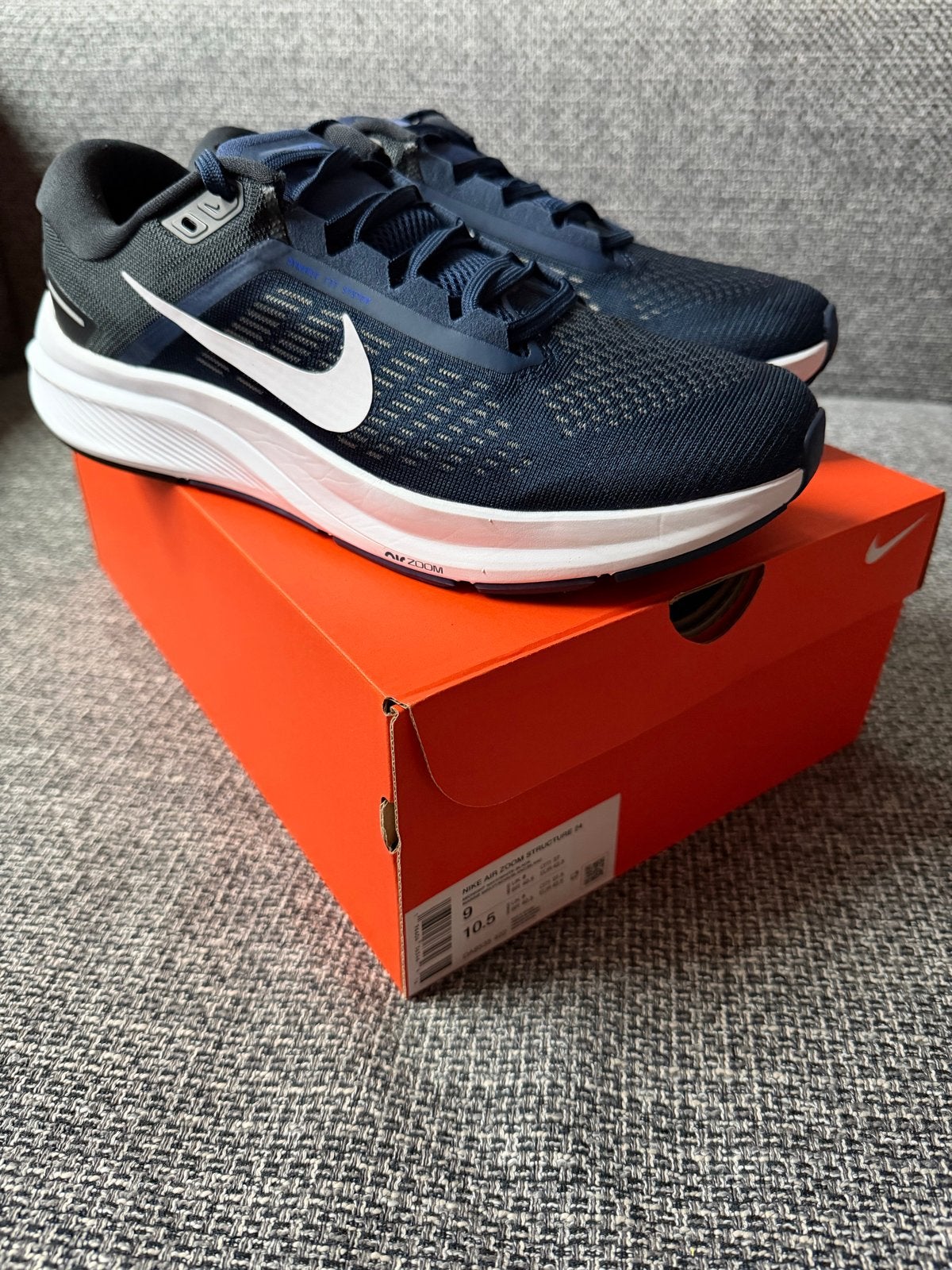 Nike Air Zoom Structure 24 - Maat 42.5 - Nieuw in doos, Kleding | Heren, Schoenen, Blauw, Nieuw, Ophalen of Verzenden, Sneakers of Gympen