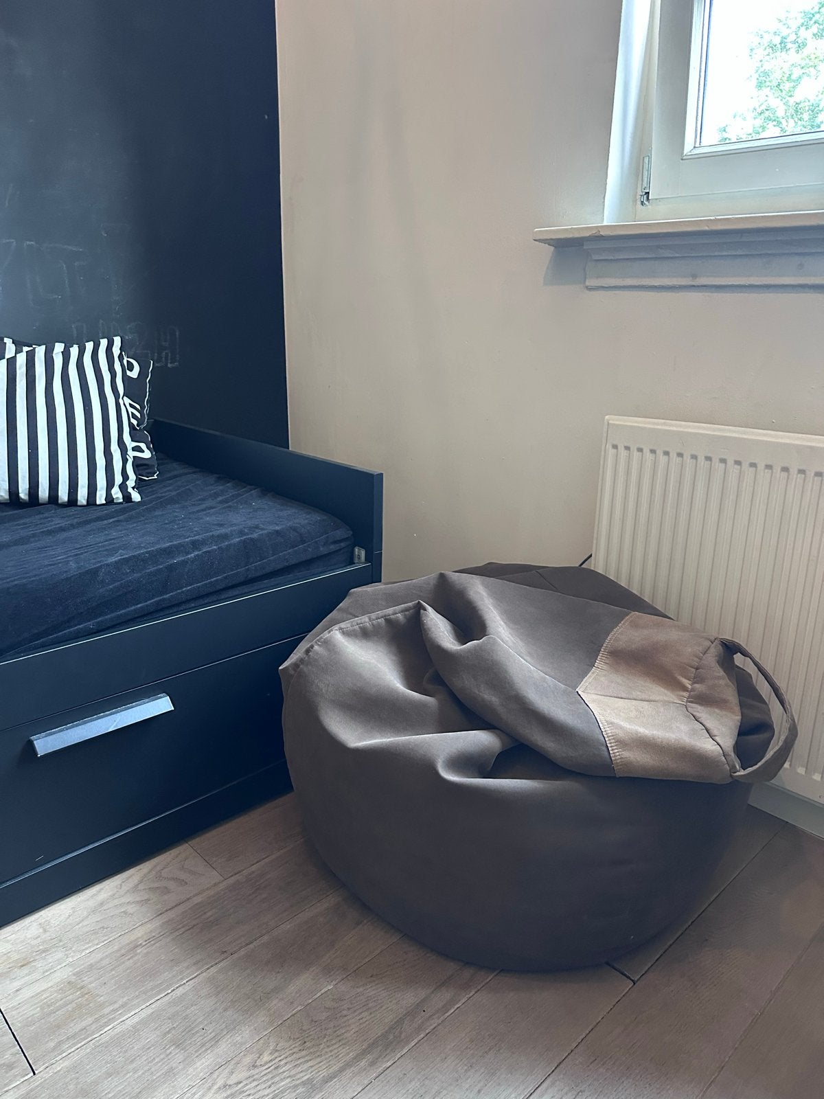 Zitzak Sitting Point bruin met kunstleren stukken, Huis en Inrichting, Zitzakken, Ophalen, Gebruikt, Bruin, Zitzak