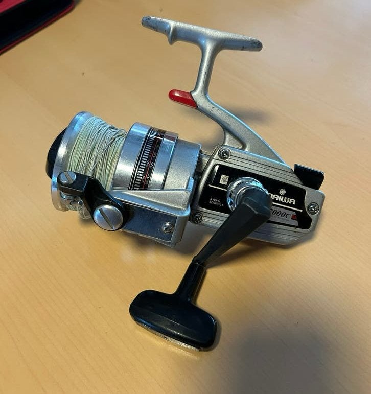 Daiwa 7000C zeevismolen, Ophalen of Verzenden, Gebruikt, Molen
