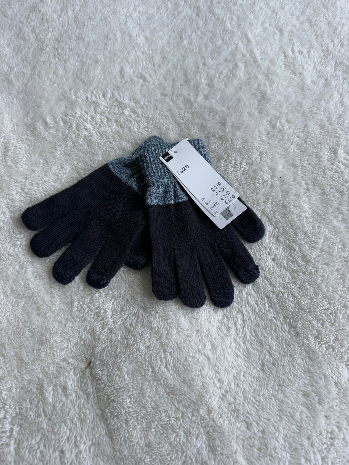 Handschoenen jongens merk hema one size nieuw, Nieuw, Ophalen of Verzenden, 104 of kleiner, Handschoenen