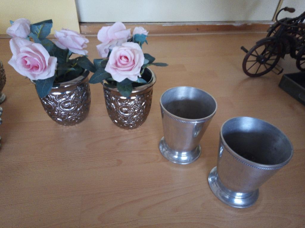 zilveren bloempotten, Ophalen, Rond, Aardewerk, Minder dan 40 cm