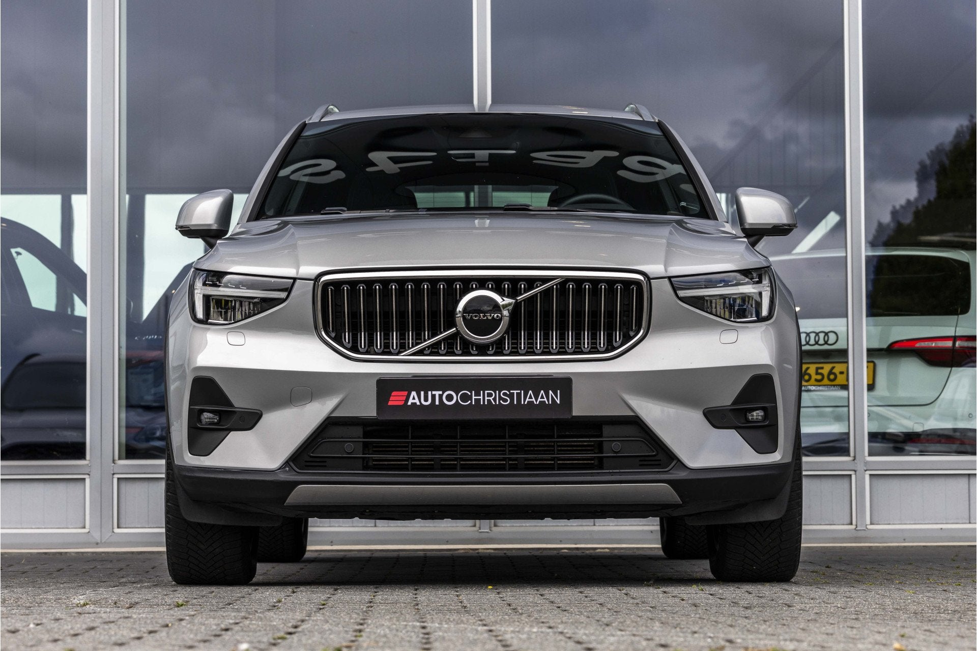 Foto 3 van Volvo XC40 1.5 T4 Plug-in hybrid Core Bright | Keyless | Cam