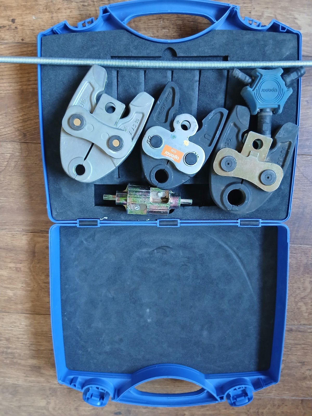 Uponor persbekken 16mm 20mm 25mm, Ophalen, Zo goed als nieuw