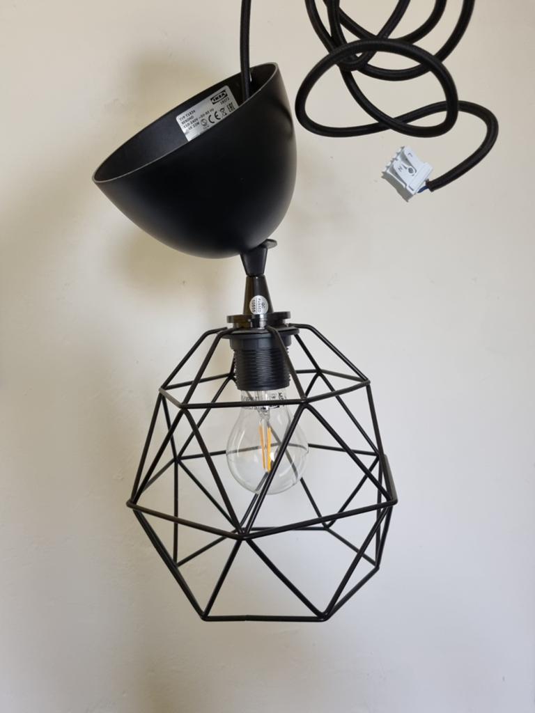 IKEA Brunsta hanglamp zwart, Huis en Inrichting, Lampen | Hanglampen, Ophalen, Zo goed als nieuw, Metaal, Minder dan 50 cm