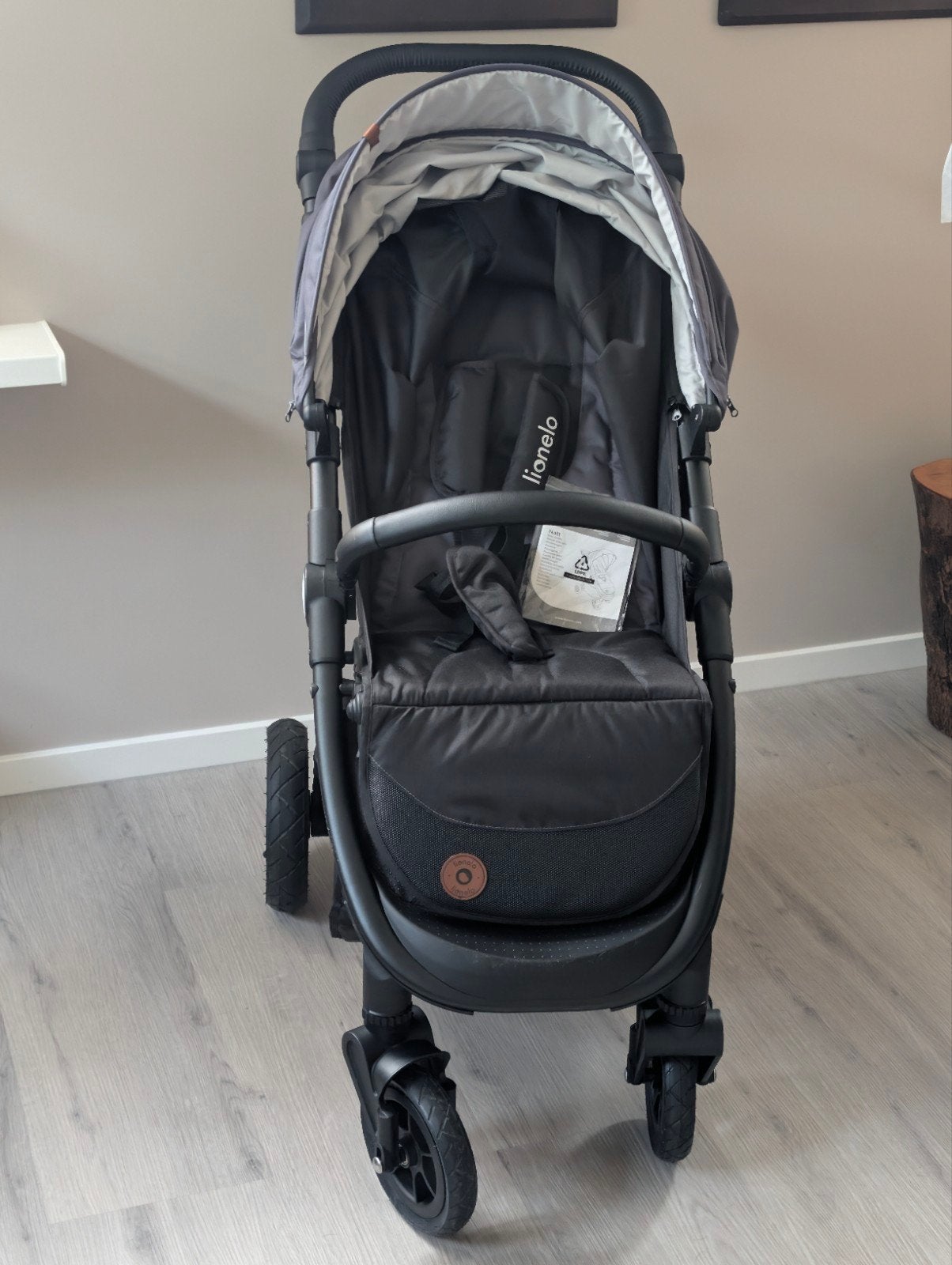 Nieuwe Lionelo Natt Wandelwagen / Buggy – Grey Stone (Ongebr, Kinderen en Baby's, Buggy's, Ophalen, Nieuw, Overige merken, Verstelbare rugleuning