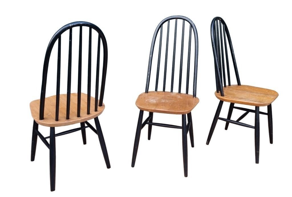 Vintage spijlenstoel - Scandinavisch designklassieker, Huis en Inrichting, Stoelen, Ophalen, Gebruikt, Bruin, Eén