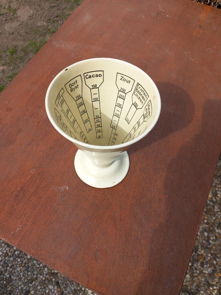 EDY vintage maatbeker (uit circa 1930), Huis en Inrichting, Beige, Ophalen of Verzenden, Metaal, Overige merken