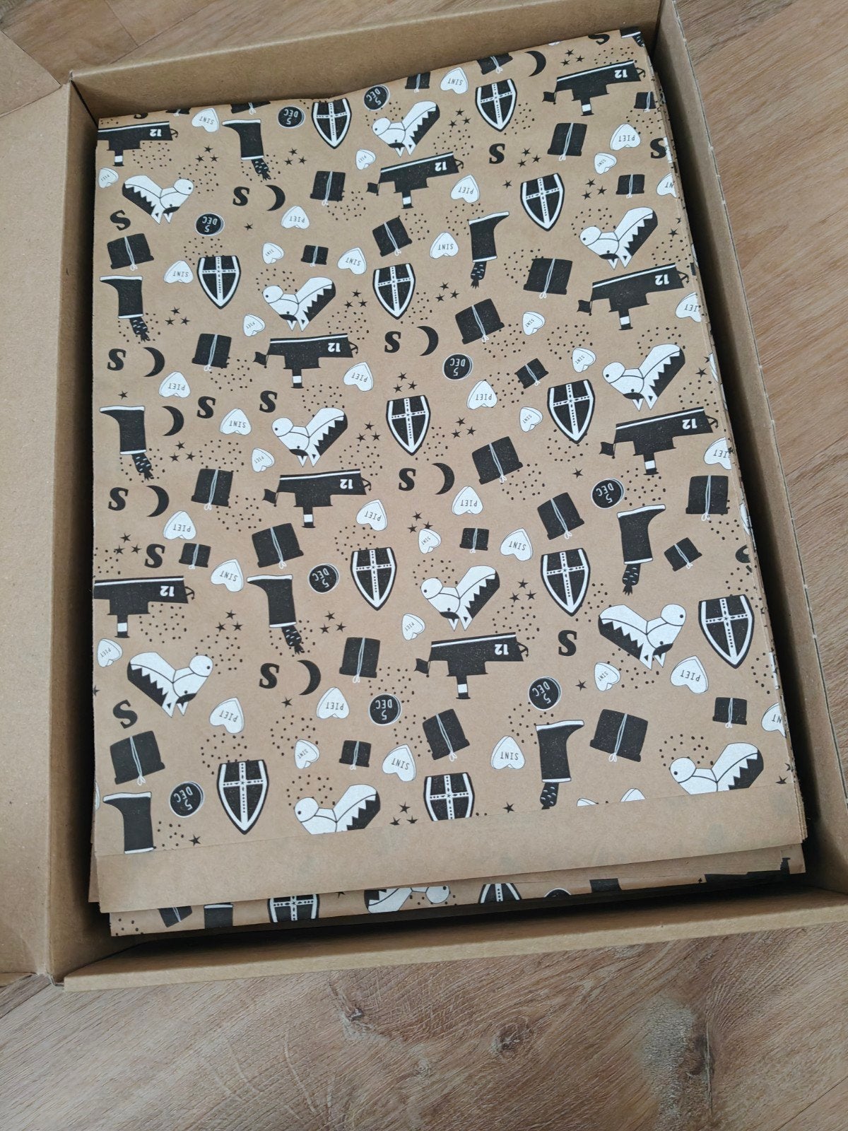 150 stuks cadeauzak 27 x 34cm Sinterklaas, Diversen, Cadeaupapier, Ophalen, Nieuw