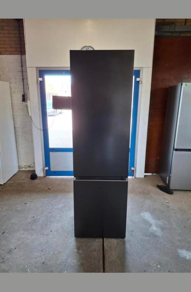 Samsung Koel-vriescombinatie  Zo goed als nieuw, Onbekend@voorbeeld.com, 200 liter of meer, 60 cm of meer, Zo goed als nieuw