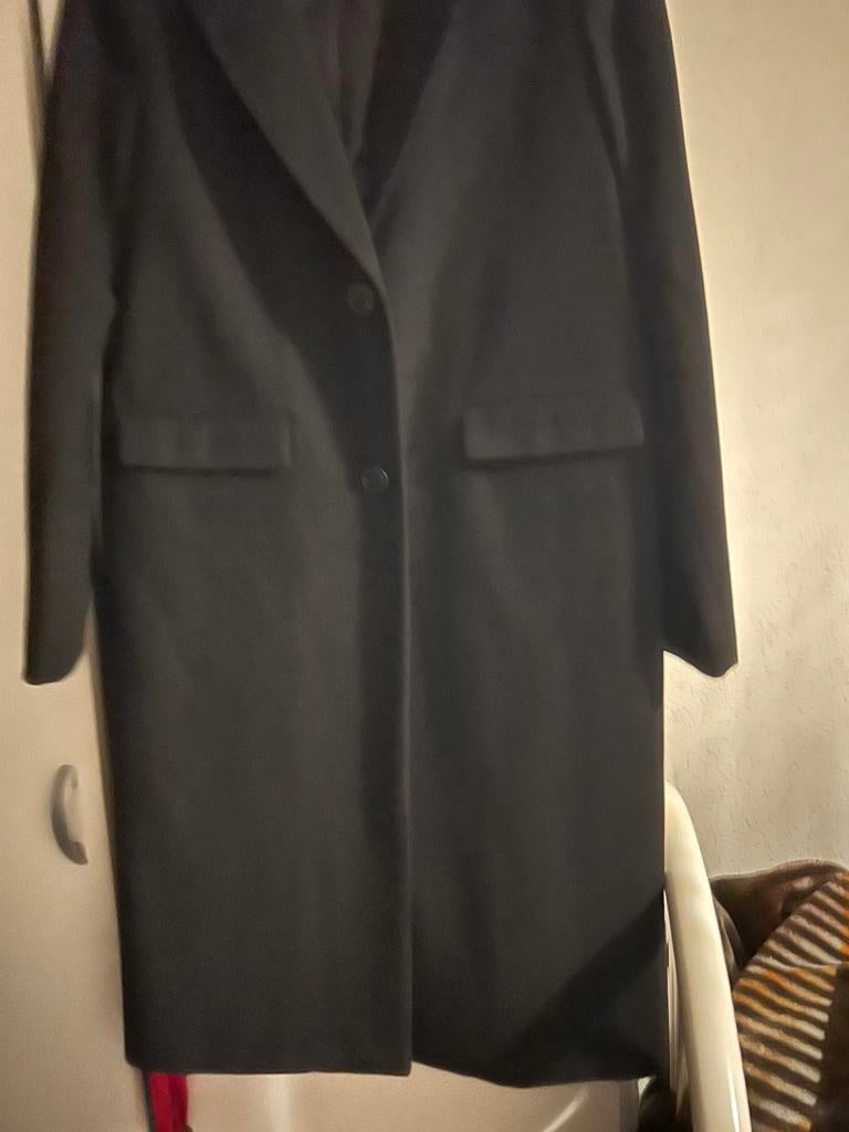 Zwarte mantel nieuw, Kleding | Dames, Ophalen of Verzenden, Nieuw, Maat 38/40 (M), Zwart