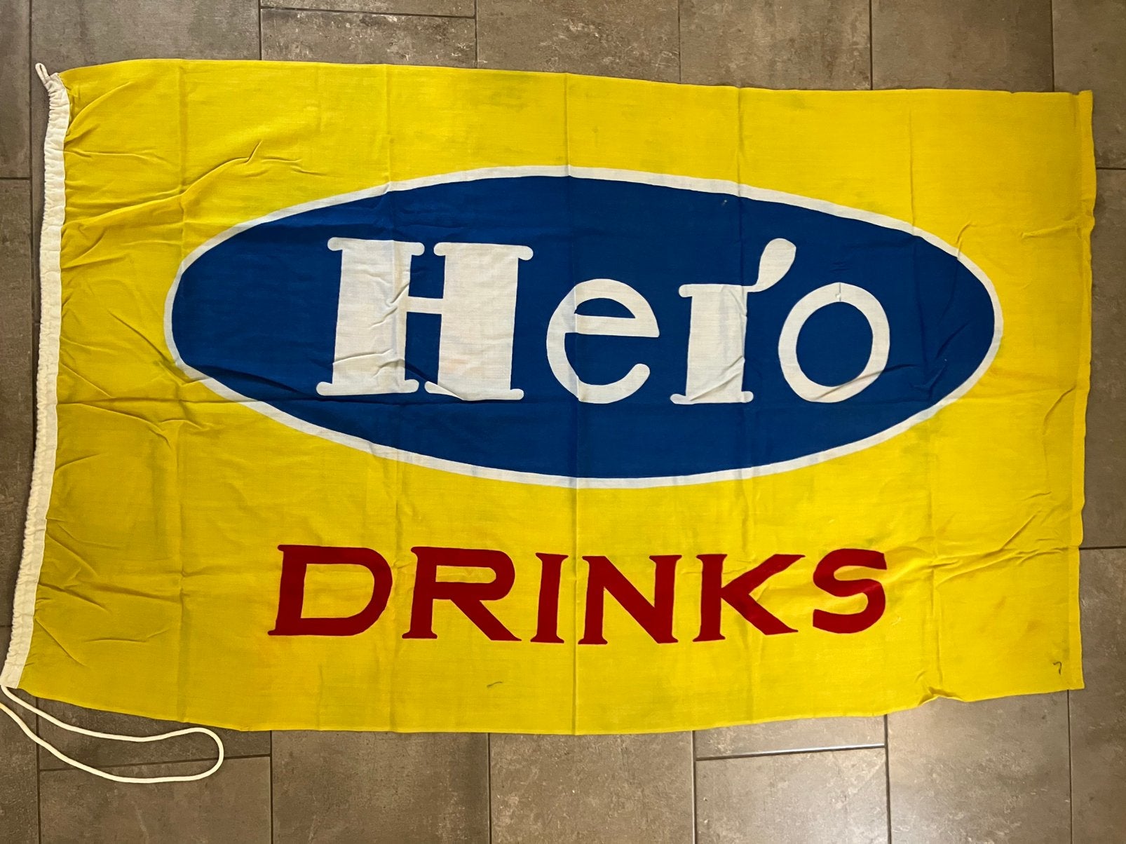 Vintage Hero vlag, Diversen, Ophalen of Verzenden, Gebruikt